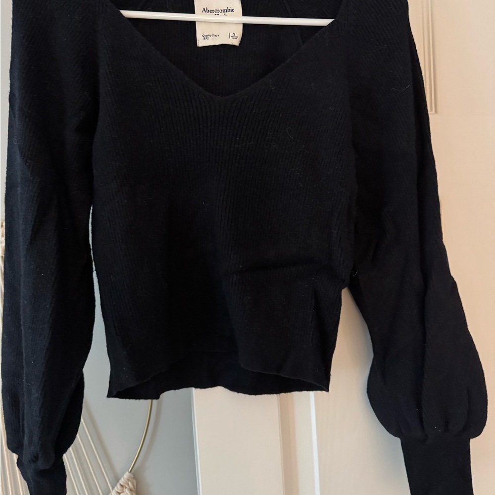 Abercrombie & Fitch Black V-Neck Sweater